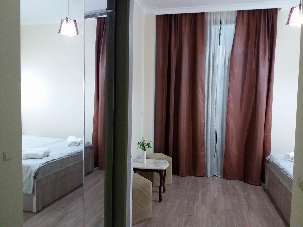 Cozy House Hotel Kobuleti Bagian luar foto
