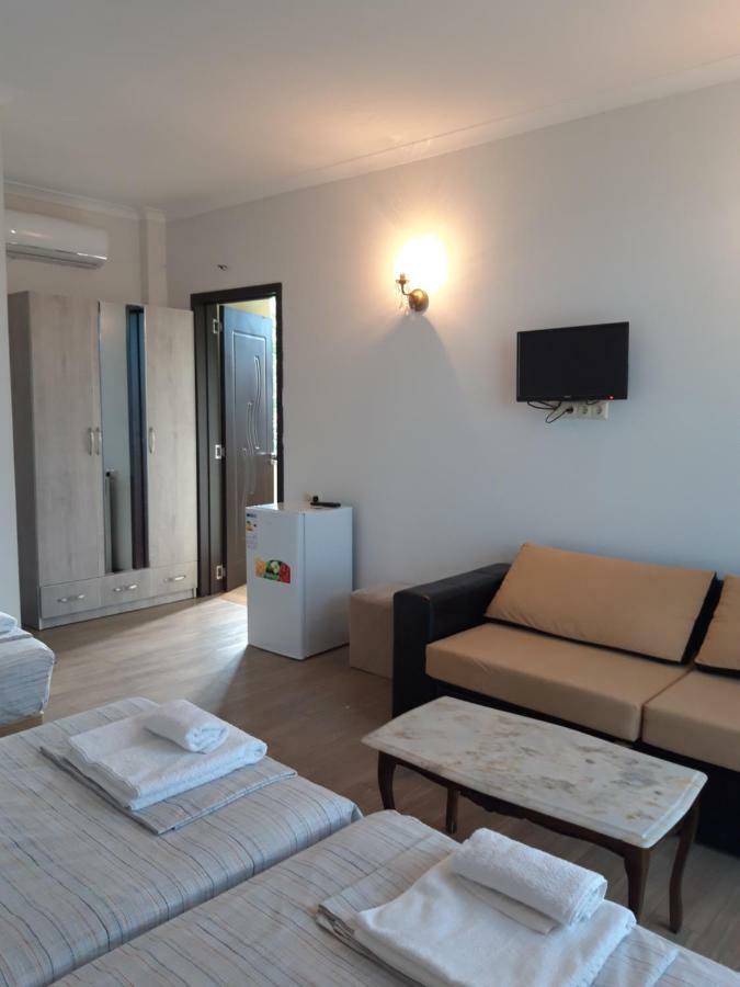 Cozy House Hotel Kobuleti Bagian luar foto