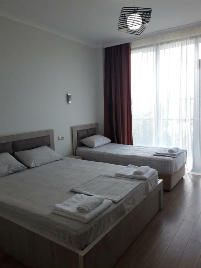 Cozy House Hotel Kobuleti Bagian luar foto